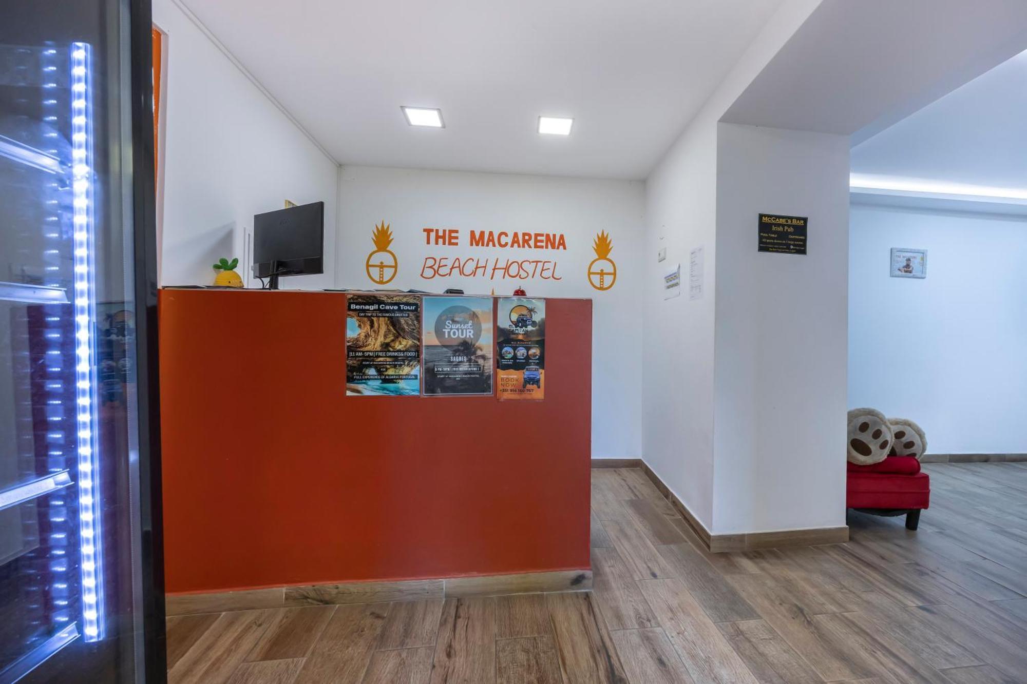 The Macarena Beach Hostel Lagos Exterior photo